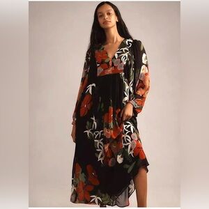 Black Floral V-Neck Long Sleeve Dress